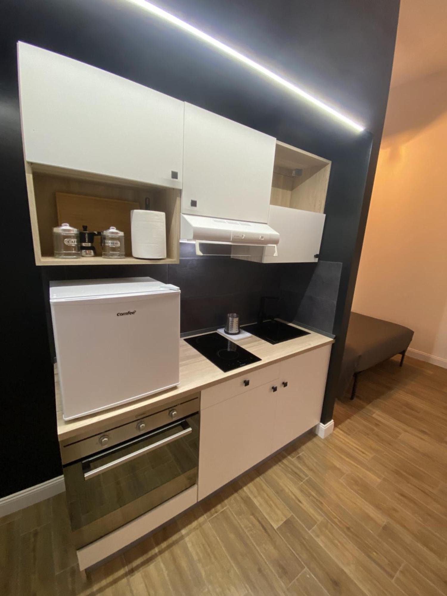 Loft 18a - Casa Con Ingresso Indipendente E Parcheggio Gratuito Lägenhet *